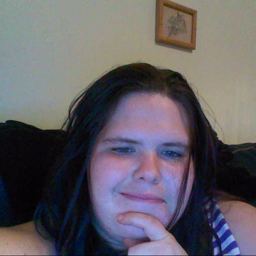 Claudia Martin Photo 5