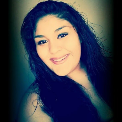 Cynthia Deleon Photo 32