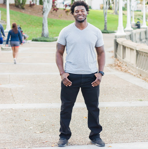 Quentin Robinson Photo 35