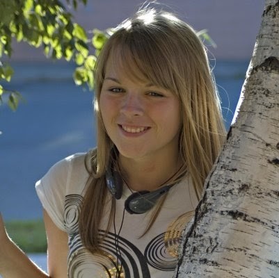 Anna Summers Photo 8