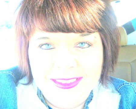 Beth Larson Photo 10