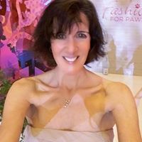 Cynthia Case Photo 29