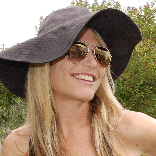 Tracey Armstrong Photo 37