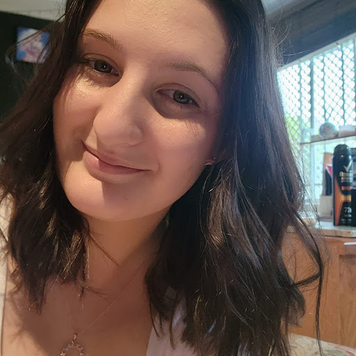 Erin O'Sullivan Photo 22