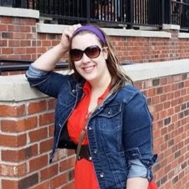 Kristen Thomas Photo 18