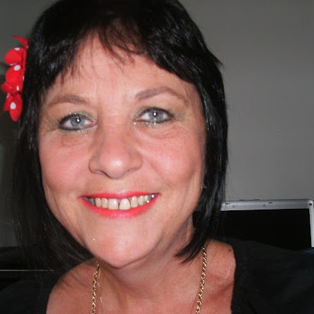 Karen Harwood Photo 14