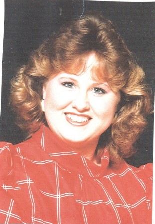 Julie Elkins Photo 27