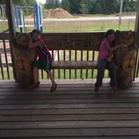 Rachel Burns Photo 10