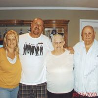 Sharon Ambrose Photo 13