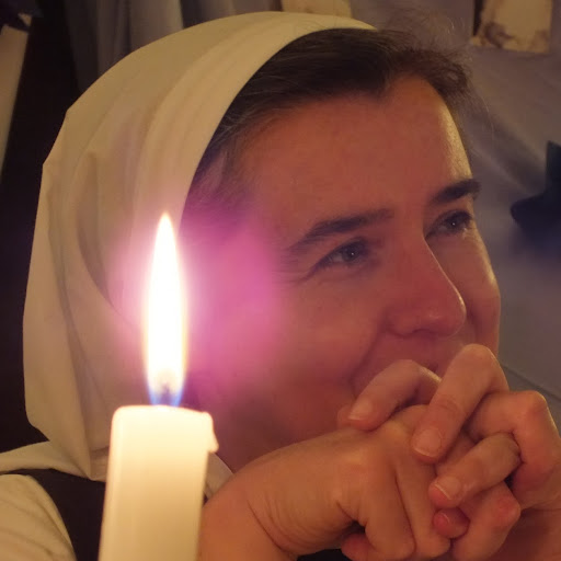 Claire Lefebvre Photo 25