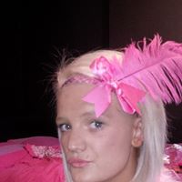 Laura Curran Photo 33