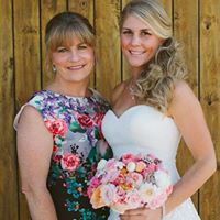 Lori Russell Photo 15