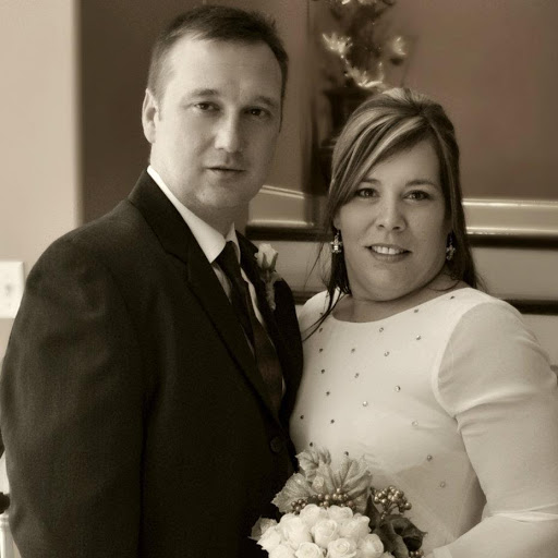 Michelle Harker Photo 11