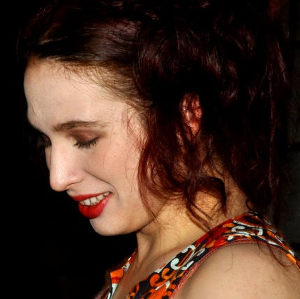 Tracy Wilkins Photo 12