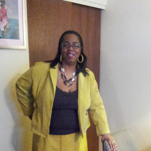 Paula Robinson Photo 41