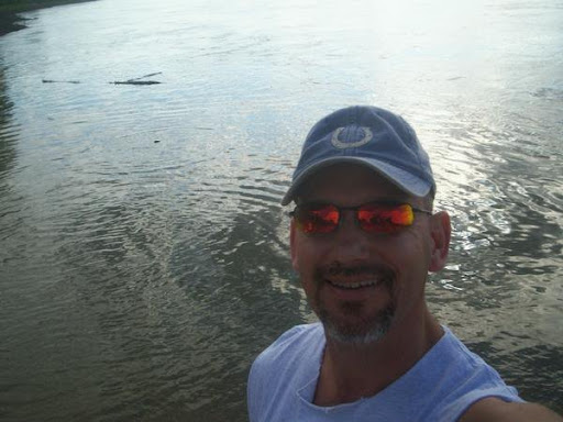 Thomas Layne Photo 13