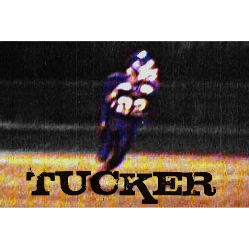 Derek Tucker Photo 33
