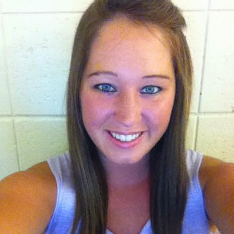 Julia Harrell Photo 20