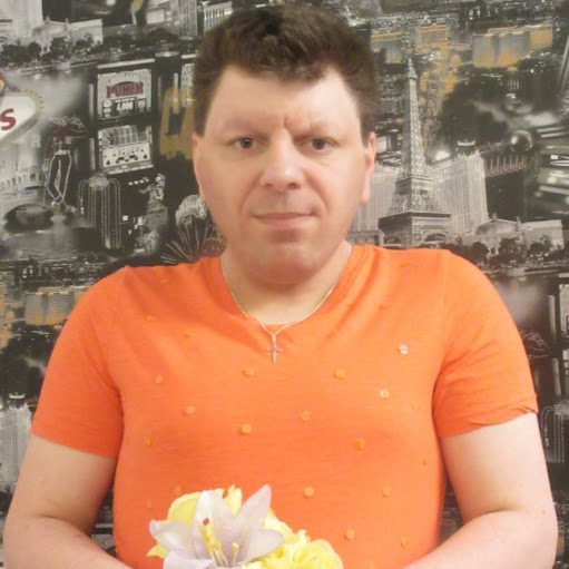 Martin Green Photo 20