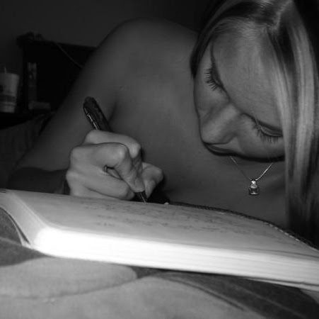 Samantha Buck Photo 30
