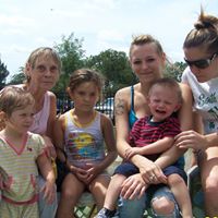 Denise Ingram Photo 26