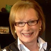 Brenda Elliott Photo 34