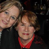 Helen Hawkins Photo 22