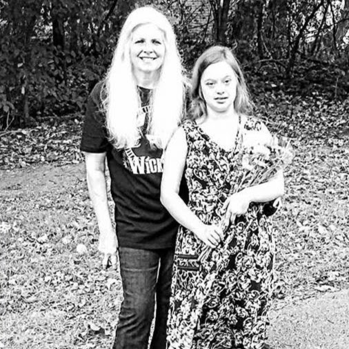 Susan Hobbs Photo 33