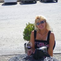 Clara Knowles Photo 1