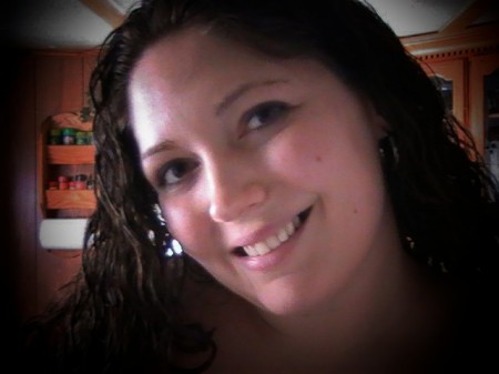 Elizabeth Arnett Photo 23