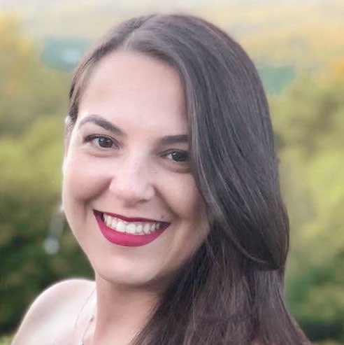 Jacqueline Almeida Photo 15