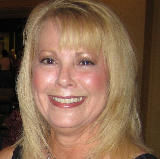 Janette Douglas Photo 4