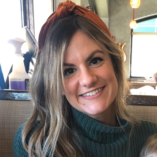 Martina Bell Photo 1