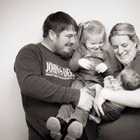 Laura Foltz Photo 14