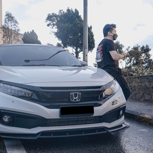 Nicholas Ryan Photo 49