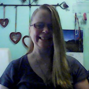 Michelle Price Photo 10