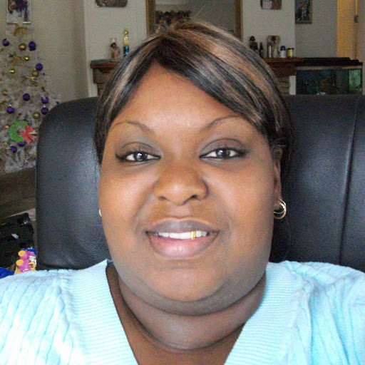 Elizabeth Bowers Photo 16