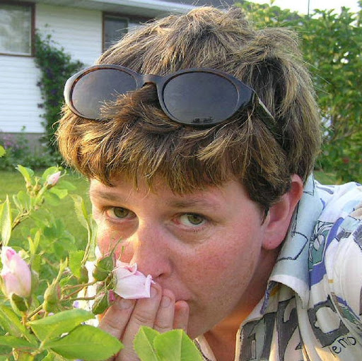 Christina Quinn Photo 17