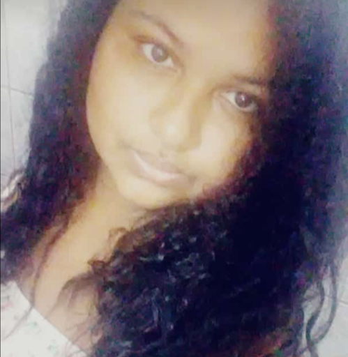 Debora Silva Photo 15