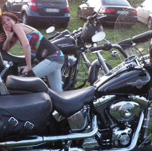 Anita Arnold Photo 9