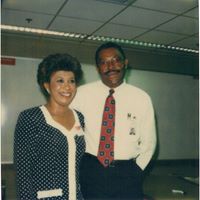 Jennie Leach Photo 15