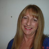 Debbie Upton Photo 23