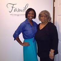 Anne Strong Photo 10