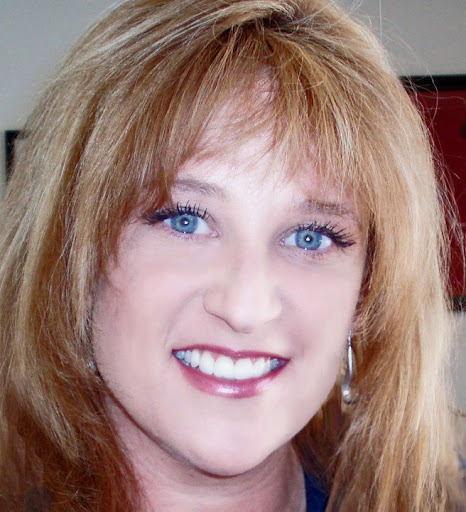 Elizabeth Vaughan Photo 12