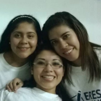 Adriana Villalobos Photo 5