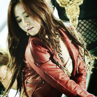 Sunhee Lee Photo 7