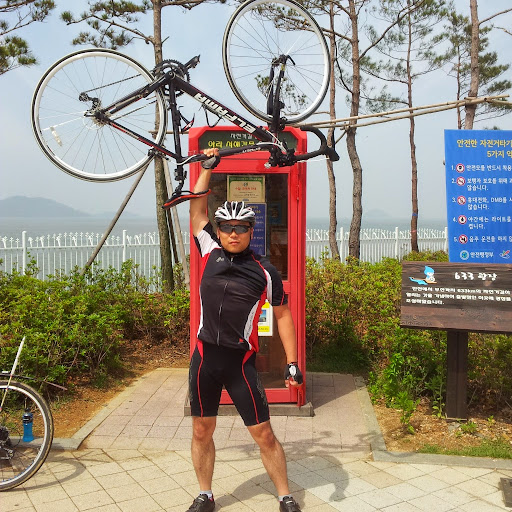 Jeong Kim Photo 18