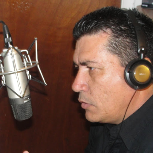 Carlos Luis Photo 39