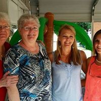 Sandy English Photo 21