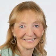 Janet Chandler Photo 29